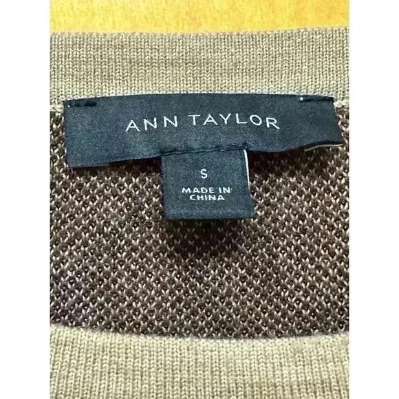 Ann Taylor Leopard Print Womens Sweater S Wool Blend Crewneck Animal Print - Picture 6 of 8